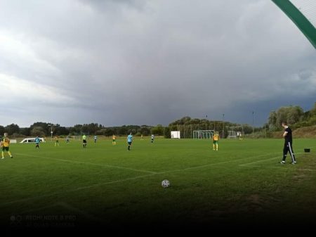 Ulewa przerwała mecz. Nie trzeba go kończyć, bo przyznano walkower