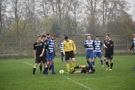 „Szukasz wyzwań? Dołącz do nas” – klub z okręgówki szuka piłkarzy