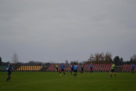 Retusz boiska w Gródku