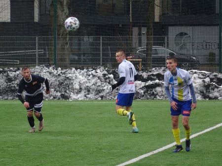 Runda wystartowała – trzecioligowcy z punktem, lider 4. ligi nie zawiódł [WYNIKI]