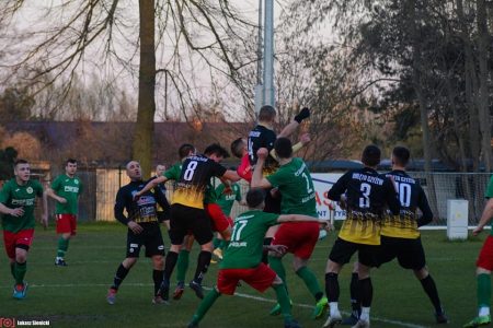 Po piłkarskim weekendzie [WYNIKI I TABELE]