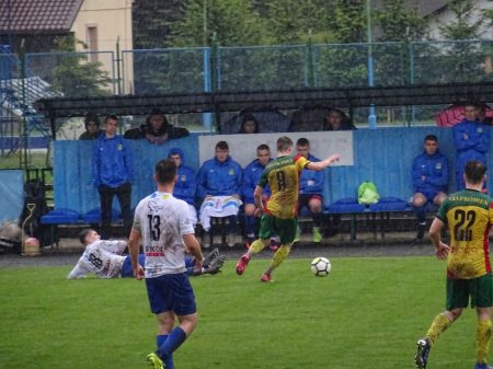 Derby dla Olimpii, Promień walczy o awans [WYNIKI, TABELE]