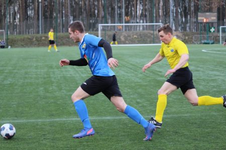 Zapowiedź piłkarskiego weekendu [TERMINARZ+TABELE LIGOWE]