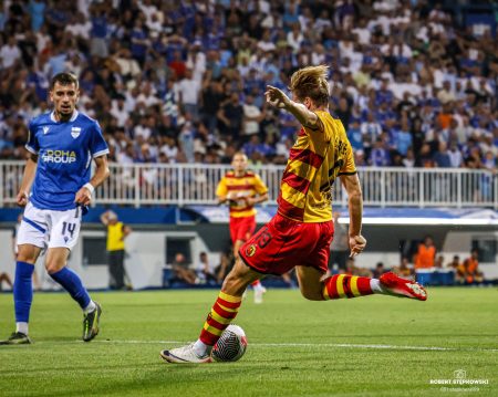 Czy Jagiellonia awansuje do fazy grupowej Ligi Konferencji Europy? [ANKIETA]