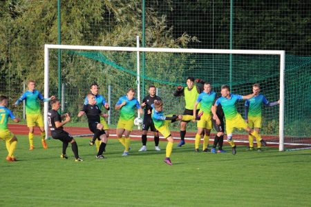 Podsumowanie okręgówki: słabi beniaminkowie, gasnąca Puszcza