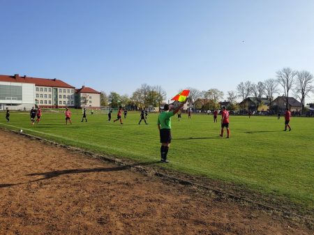 Jeden mecz zawieszenia dla zawodnika Pioniera za oplucie rywala