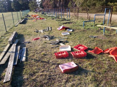 Zmiany na stadionie w Surażu [zdjęcia]