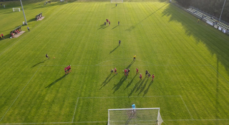 Piękny gol Dotsenki z Puszczy Hajnówka! [FILM]