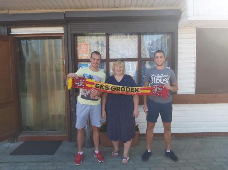 Pani Ania ma mały sklepik… i duże serce do GKS-u Gródek