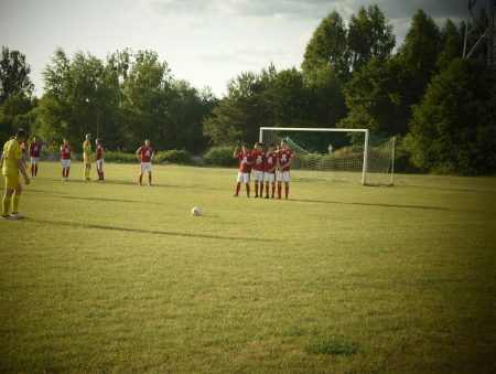 Dokręcił obok muru! Zobacz sprytne trafienie Emila Niemyjskiego z CSP Unii Ciechanowiec![FILM]