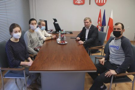 Wójt gminy Rutki spotkał się z rodziną piłkarza GKS-u