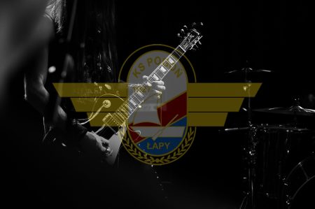 Powstał rockowy hit o Pogoni Łapy. „Tak rodzi się legenda” [TELEDYSK]