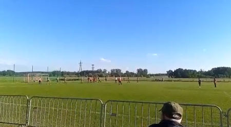 Piękny gol z wolnego trenera i piłkarza Leszka Zawadzkiego [FILM]