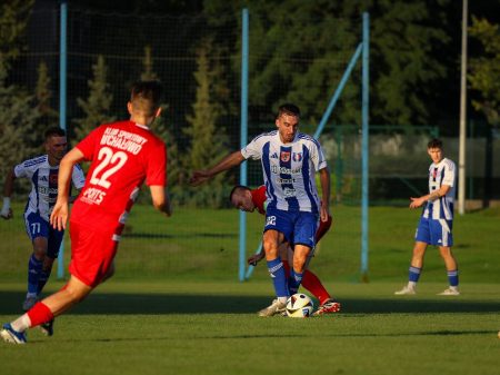Pierwszy gol w tym sezonie stracony z gry przez Olimpię Zambrów