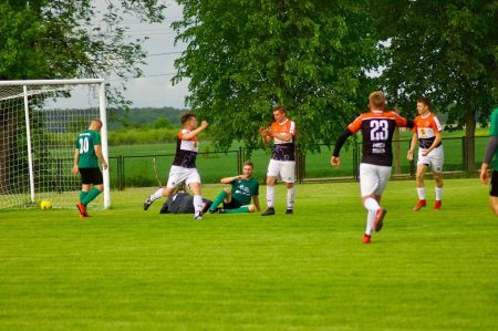 Zapowiedź piłkarskiego weekendu w Podlaskiem [3. LIGA, 4. LIGA, OKRĘGÓWKA, A KLASA, LIGI KOBIECE]