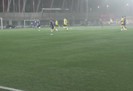 Kałuża pomogła Piastowi. Tak Sparta straciła gola  [FILM]