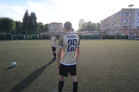 Piłkawka przedstawia zawodników. Poznaj Macieja Płochockiego, „Puyola z A klasy”