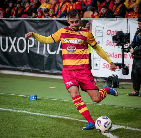 Bartłomiej Wdowik „zamrożony”? Tajemnicze kulisy nieobecności lidera Jagiellonii