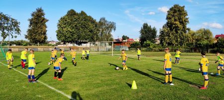 Wyzwiska, problemy z opieką medyczną, wyśmiewanie piłkarzy – Unia pisze o meczu z Turośnianką