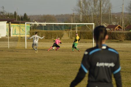 Zapowiedź piłkarskiego weekendu [TERMINARZ I TABELE]